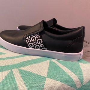 Black leather guess shoes